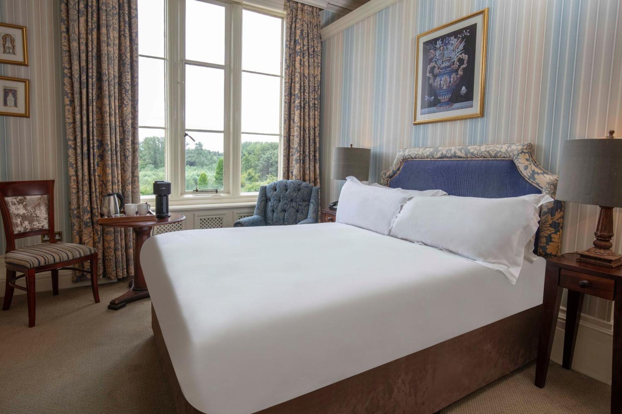 Crewe Hall Hotel & Spa - Cheshire Esterno foto