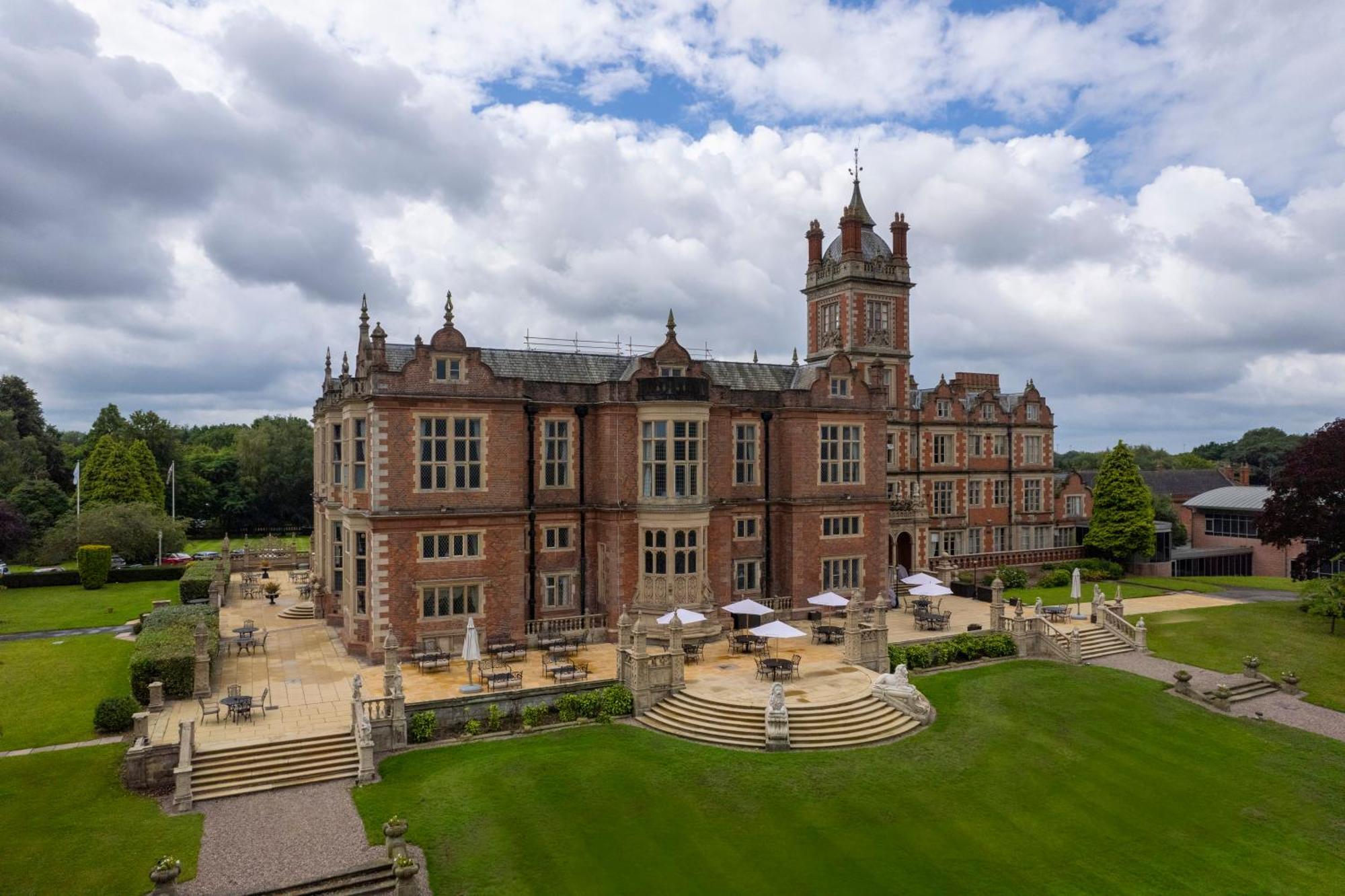 Crewe Hall Hotel & Spa - Cheshire Esterno foto